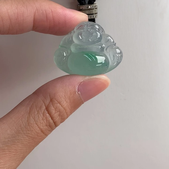 颈饰未镶嵌翡翠…..