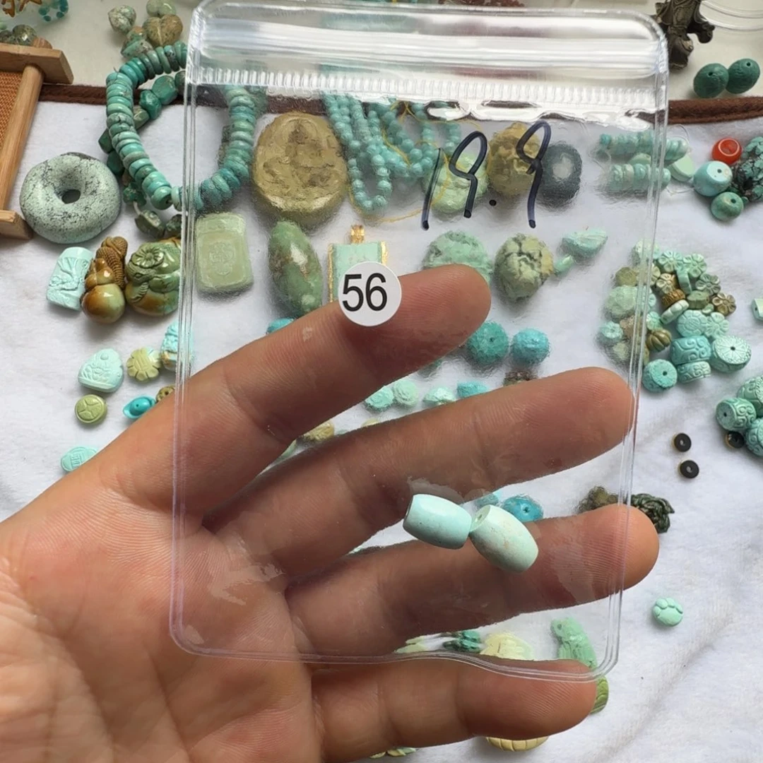 南红玛瑙未镶嵌珠宝奇石