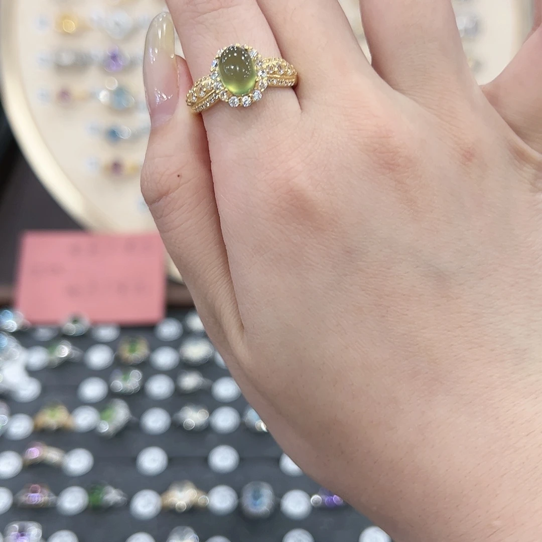 蛇纹石玉戒指银S925镶嵌丧***?