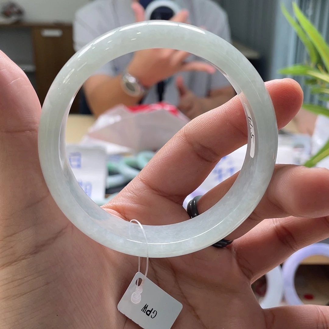 【闪购商品】未镶嵌61.5定制翡翠云**轻