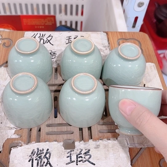 微瑕介意的勿拍，喜欢再下单，谢谢支持
