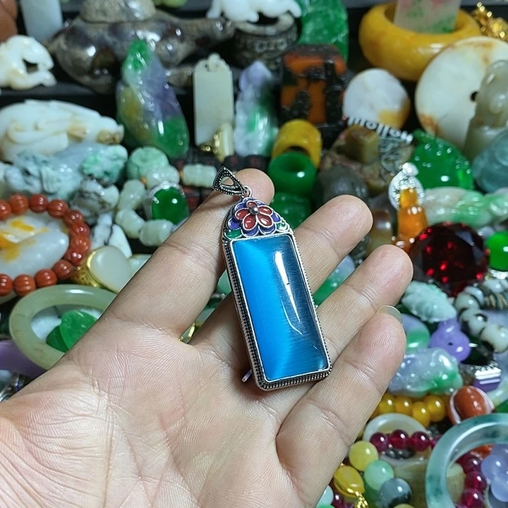 石英石铁合金西安百货有限公司