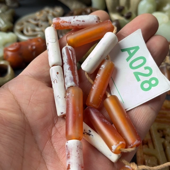 玛瑙/玉髓颈饰合金