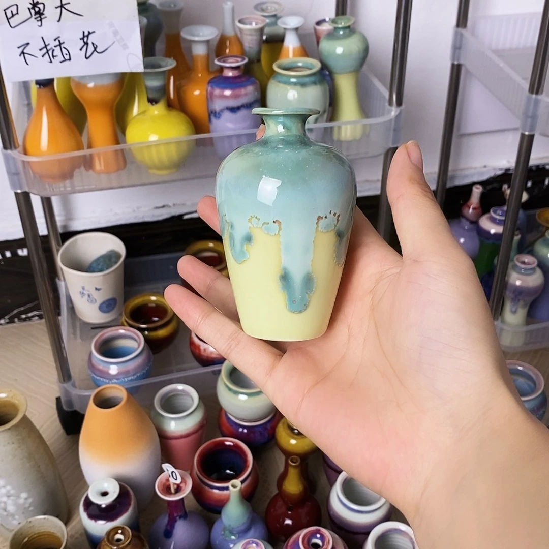 摆件巴掌大不插花景德镇高温陶瓷小花器