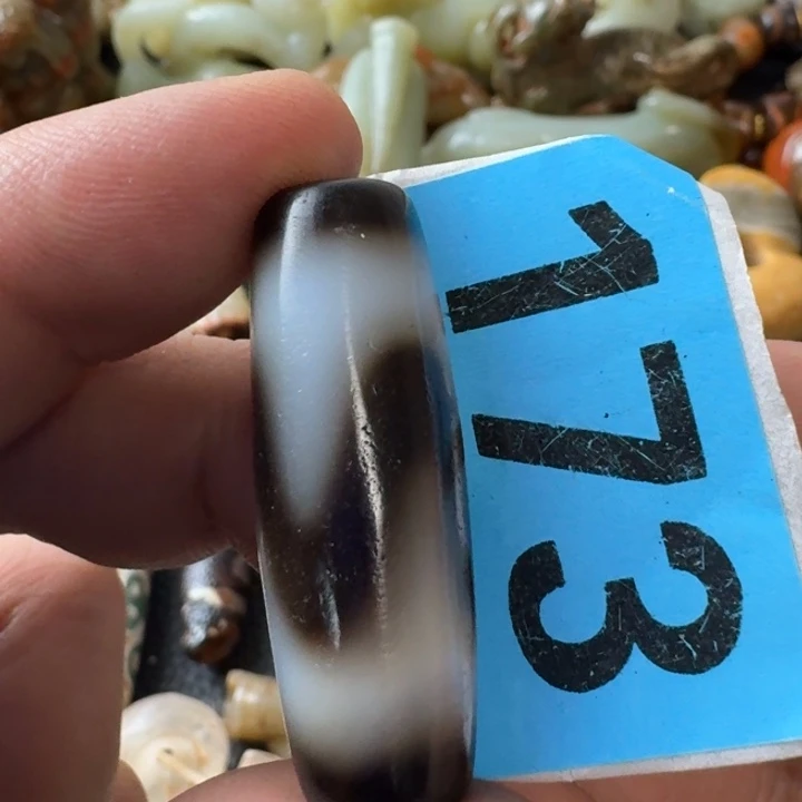 黄***宝玛瑙/玉髓未镶嵌颈饰