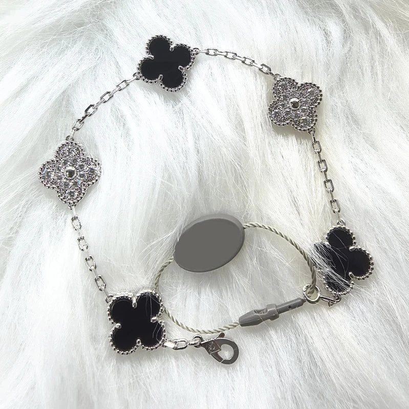 合金手链 V金四叶草手链小众保色2年掉色换新拍一发二送同款项链