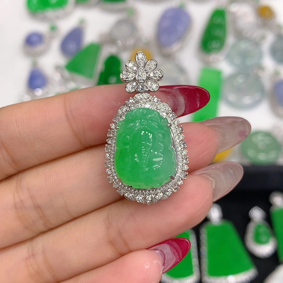 翡翠颈饰18K金镶嵌111111111111