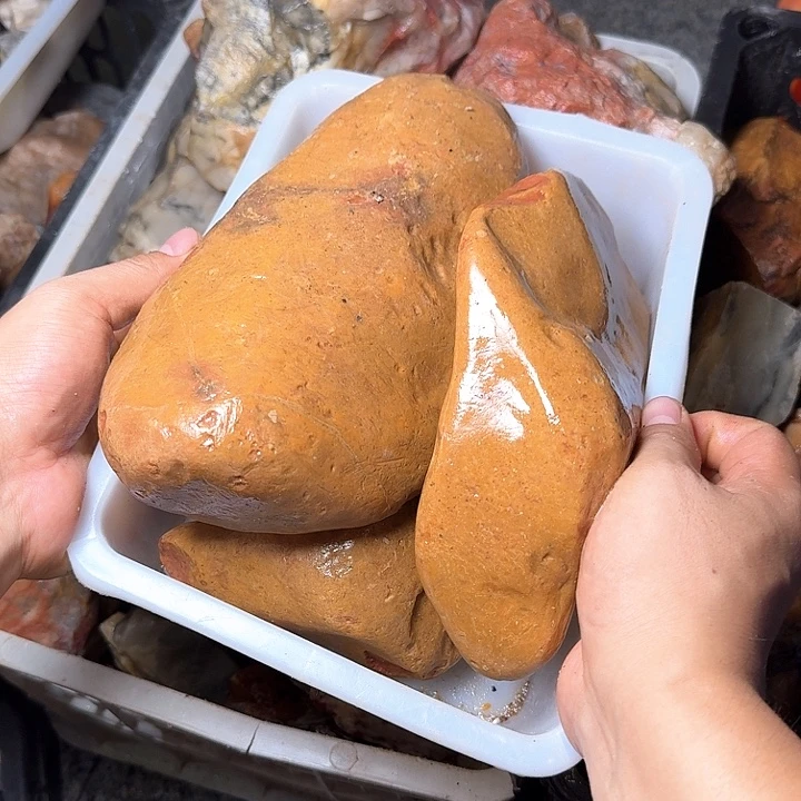 学***涯寿山石老挝石素质