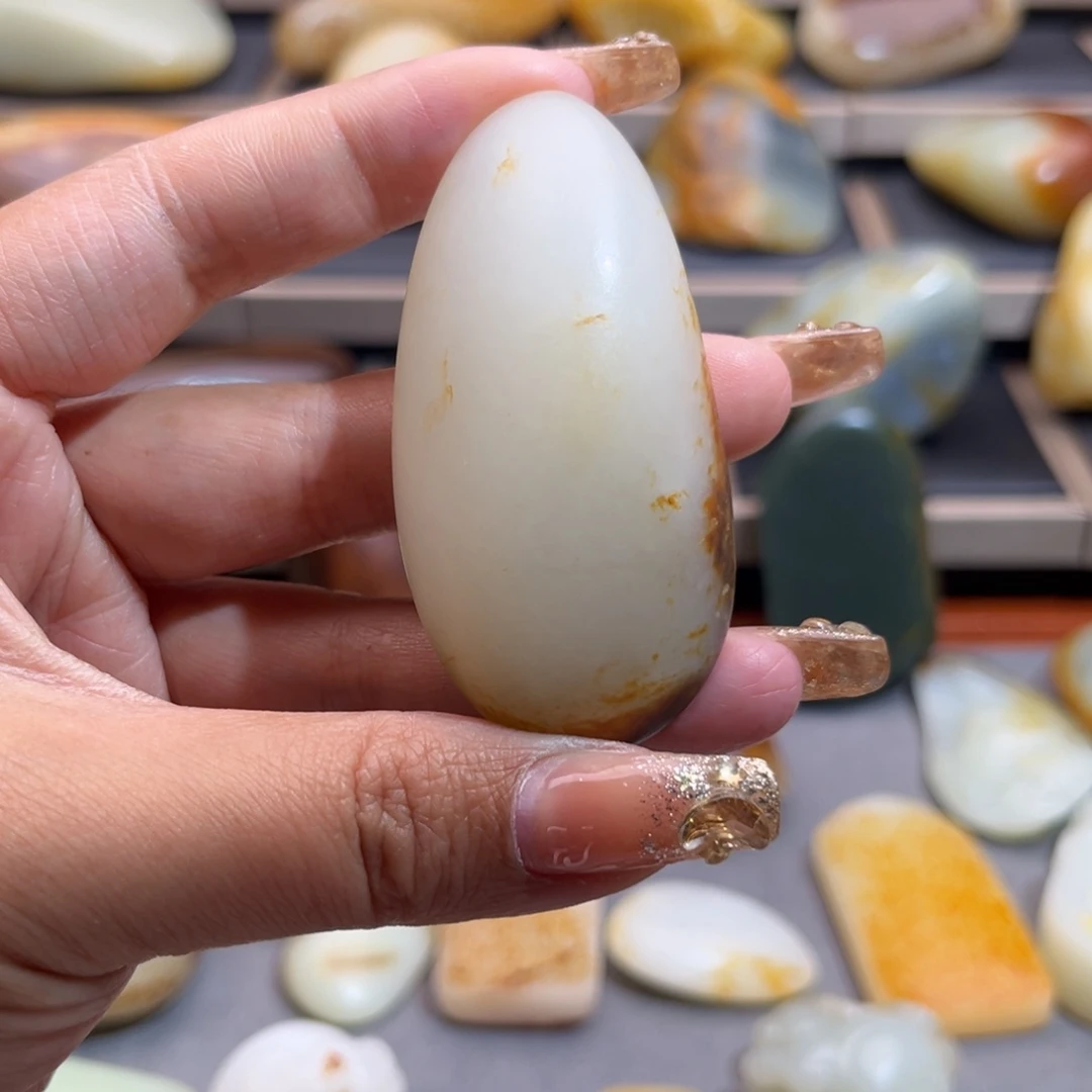 未镶嵌和田玉挂件定制和田玉依*