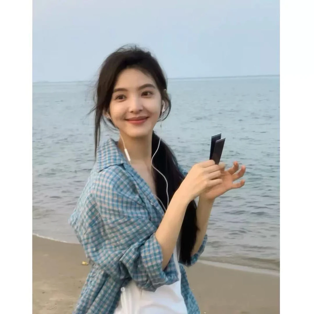 【格子控】韩国东大门张若楠同款清新格子宽松衬衫