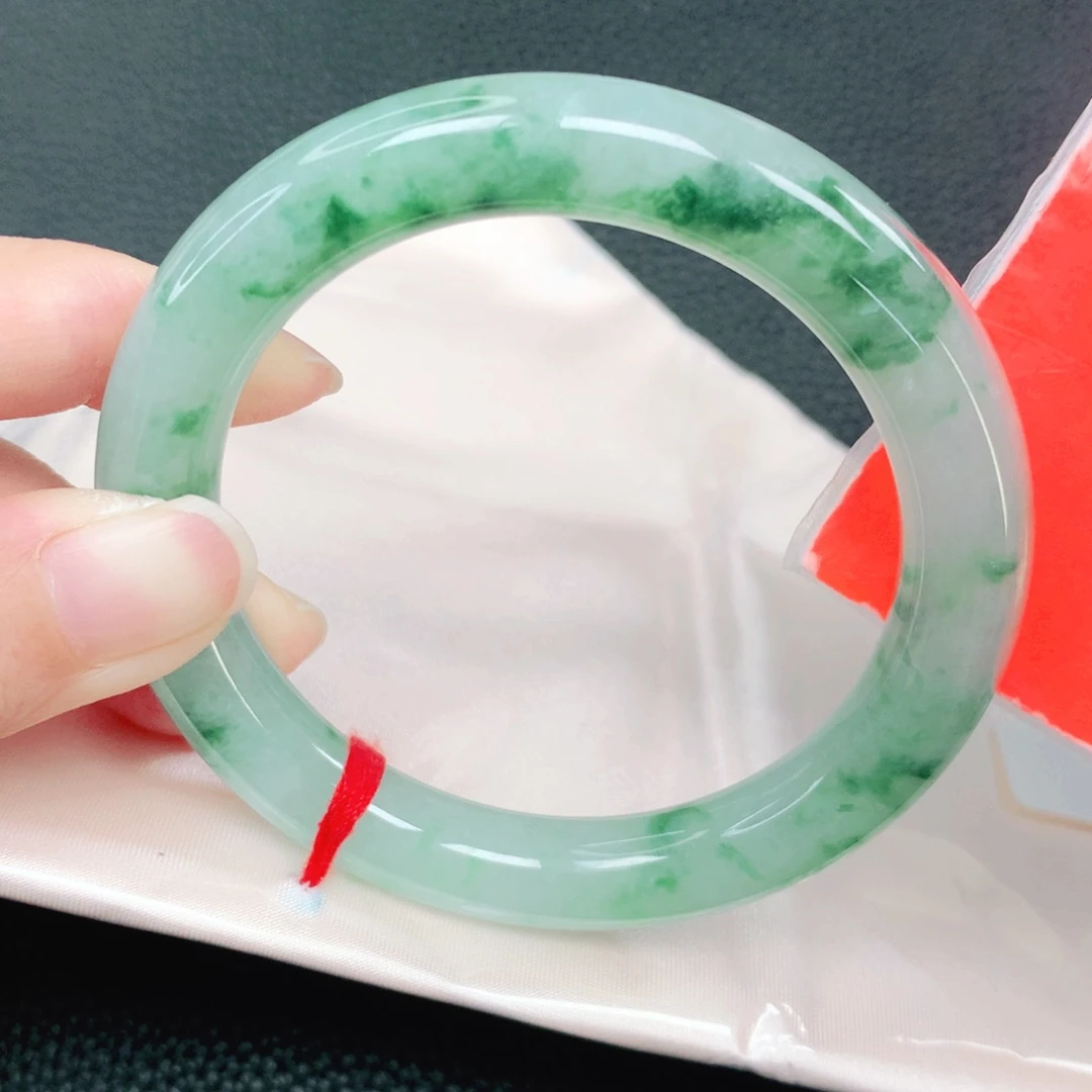 翡翠未镶嵌手镯55圈