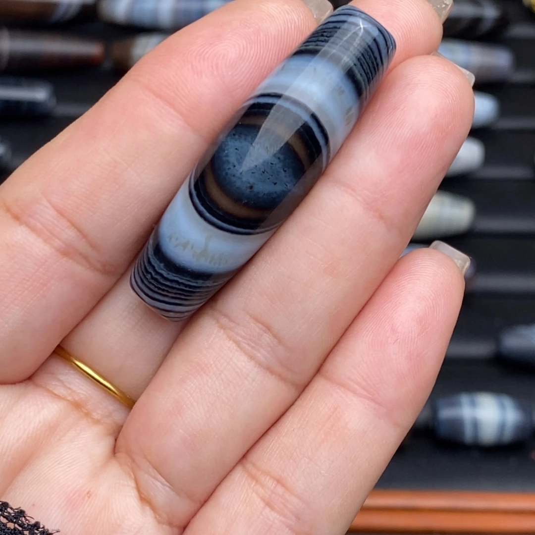 天***姥玛瑙/玉髓未镶嵌吊坠