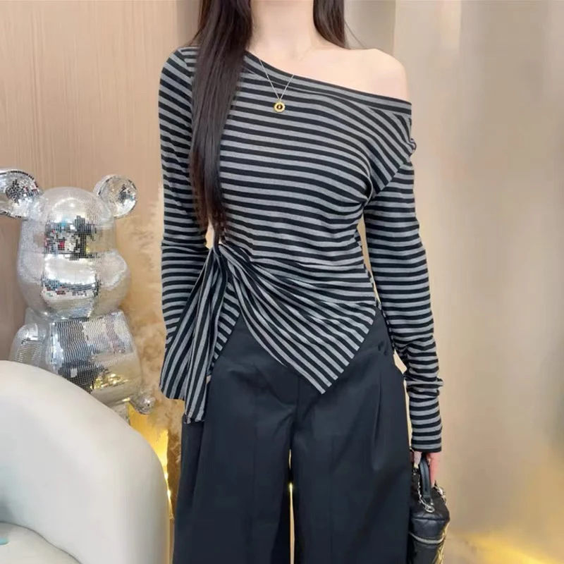 2025早秋新款韩系下摆不规则开叉收腰设计感显瘦纯欲慵懒风女装
