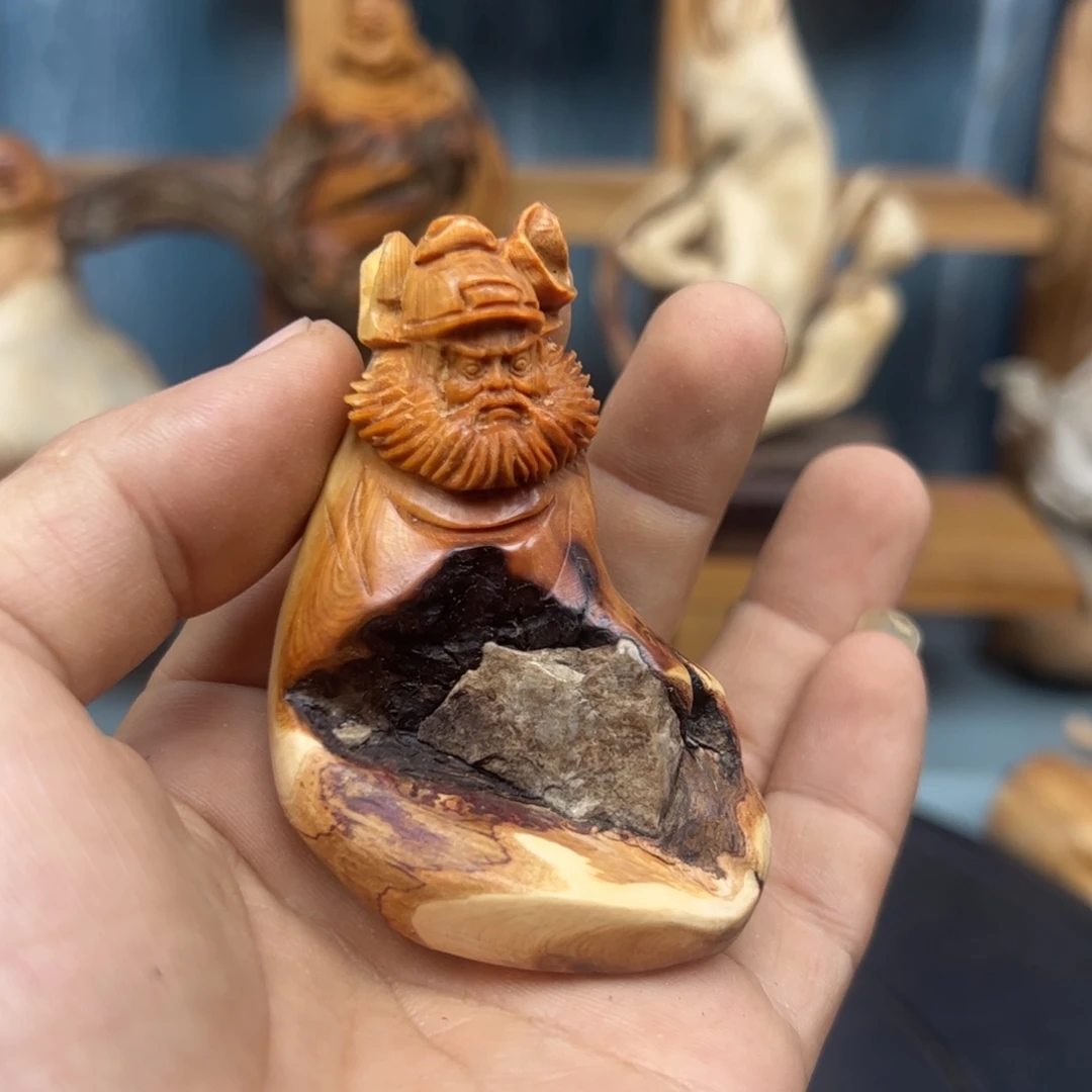 木卡**多崖柏木摆件手把件