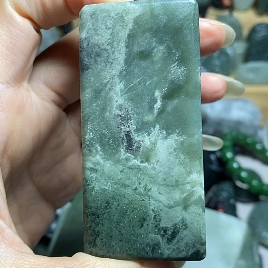 未镶嵌和田玉（糖玉）珠宝半成品