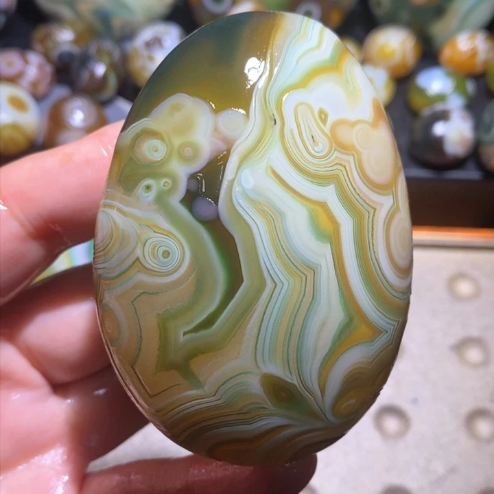 玛瑙/玉髓未镶嵌珠宝半成品