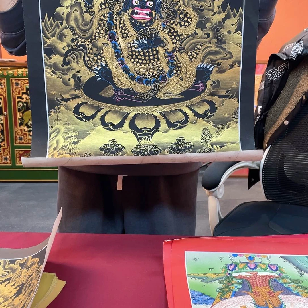 装裱画40×60纯手绘黑金黑袍