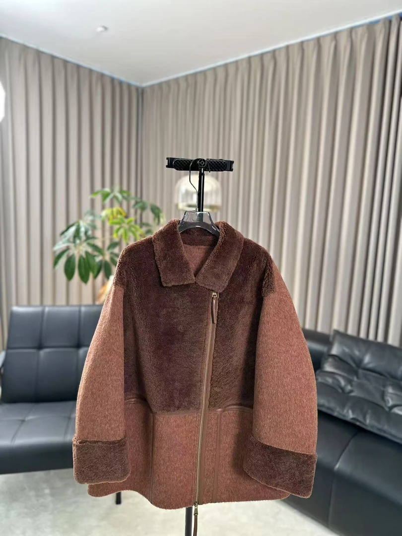 【柳青女装】2024秋冬季新款翻领侧边拉链拼色拼皮毛呢外套
