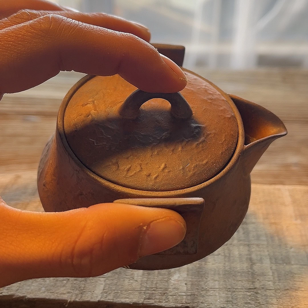 粗陶老岩泥大耳朵宝瓶防烫防滑145毫升左右古朴沧桑裸烧不上釉