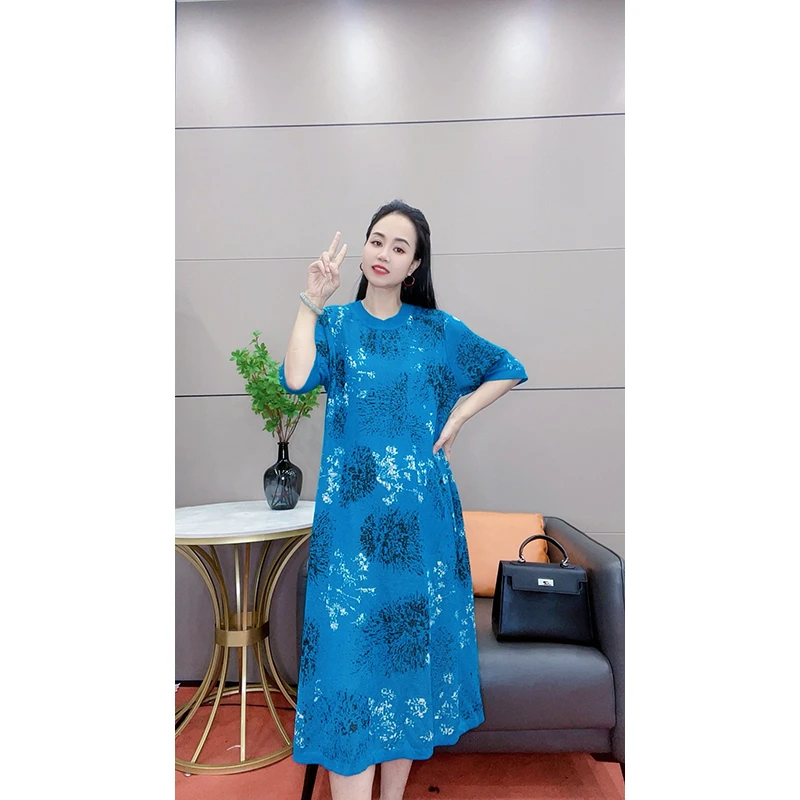 3773气质提花设计长款针织连衣裙轻奢优雅