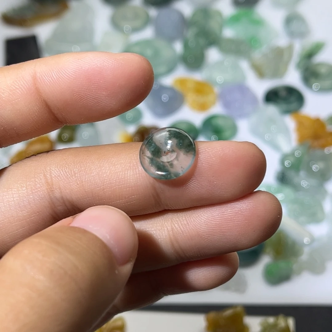 翡翠未镶嵌颈饰九**公平安扣