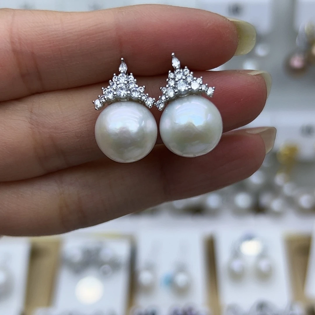 银S925镶嵌耳钉淡水珍珠