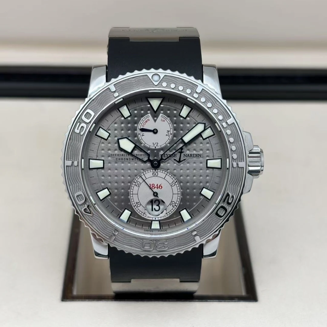 95新 Ulysse Nardin/雅典 潜水系列/自动/表径42.7mm
