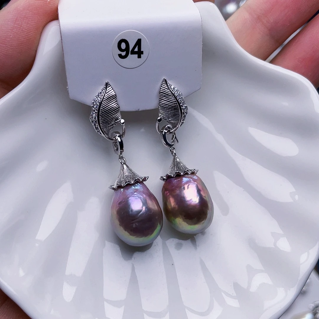 黄***华未镶嵌淡水珍珠耳饰