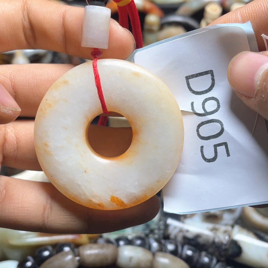 和田玉（糖玉）挂件未镶嵌