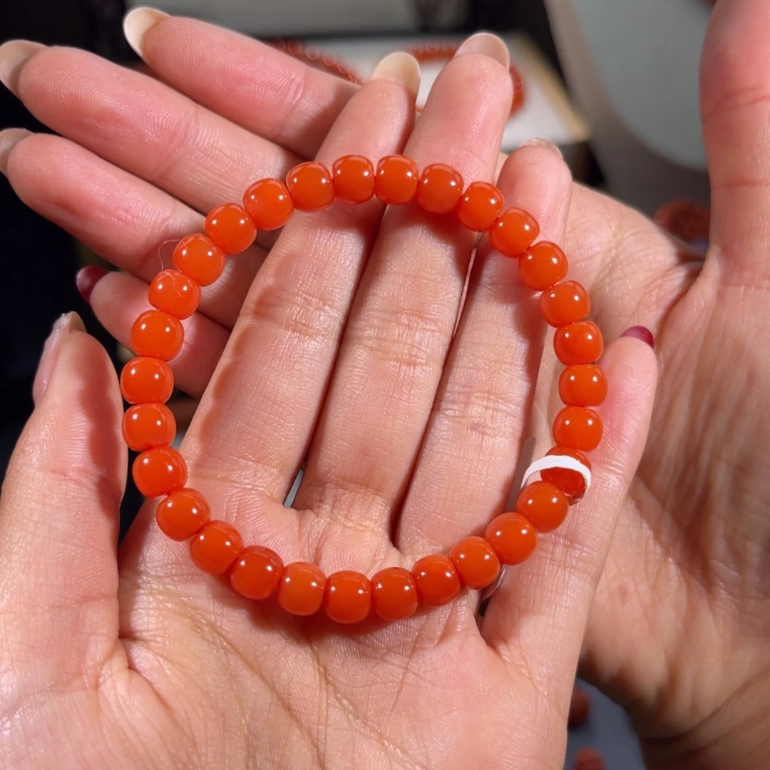 z***z南红玛瑙未镶嵌老形单圈7mm