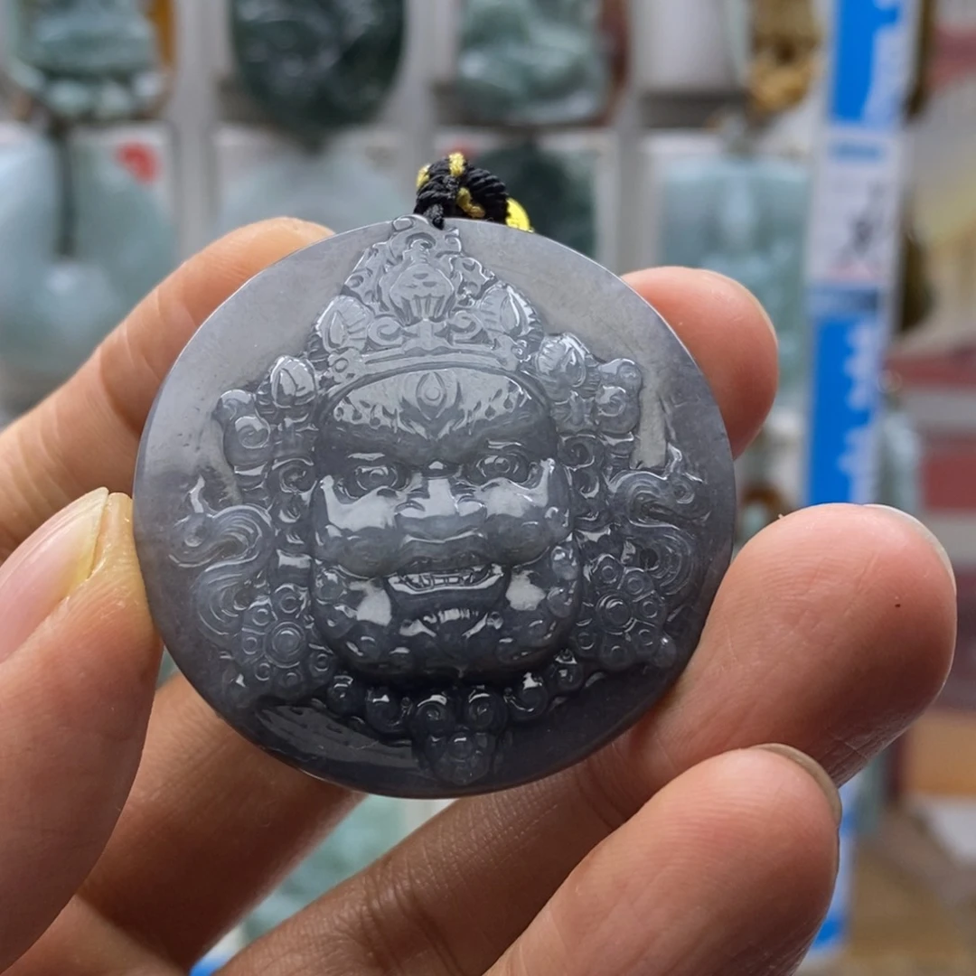 翡翠颈饰未镶嵌财哥