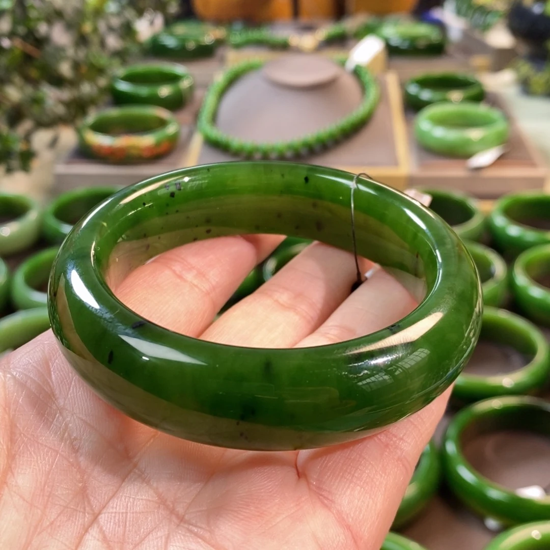 和田玉（碧玉）手镯未镶嵌