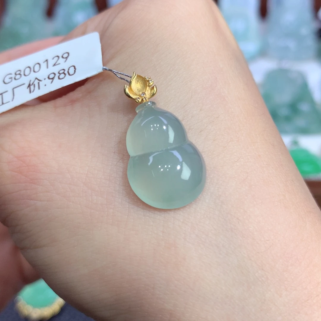 吊坠(不含链)18K金镶嵌翡翠天然缅甸A货翡翠揭阳工葫芦