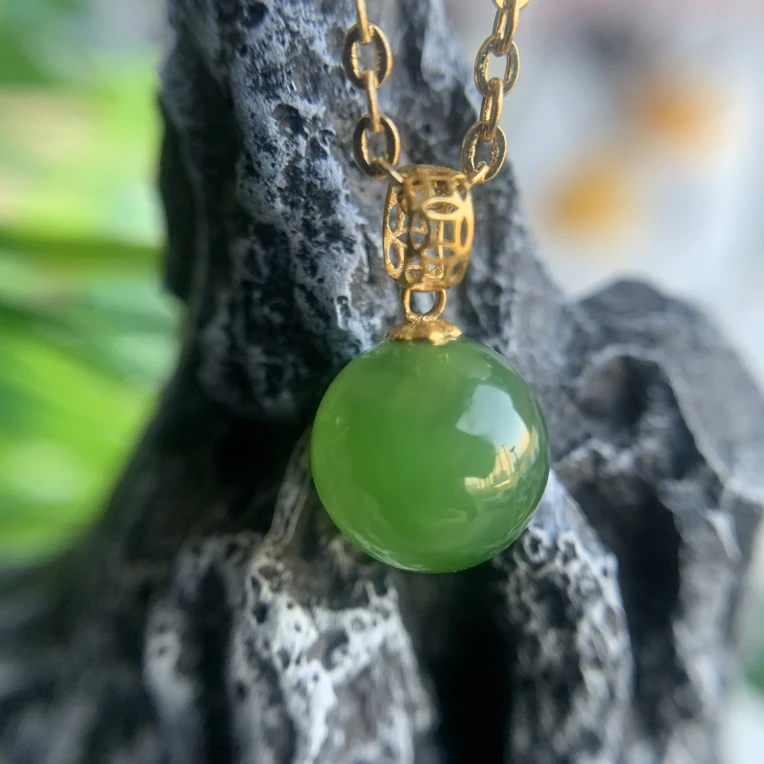 18K镶和田玉吊坠转运珠气质时尚百搭精致精美简约轻奢珠宝饰品