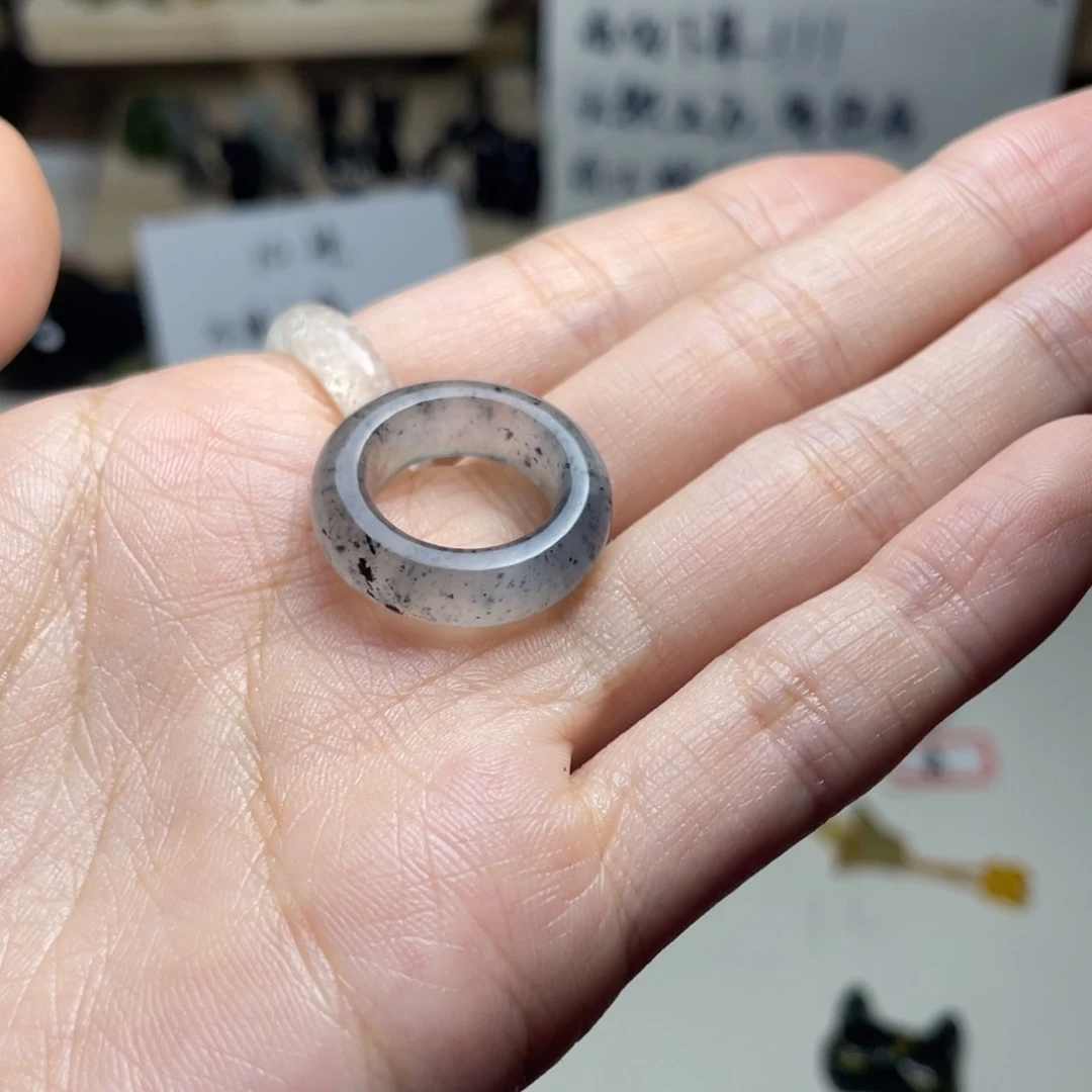 蛇纹石玉颈饰未镶嵌A****哥