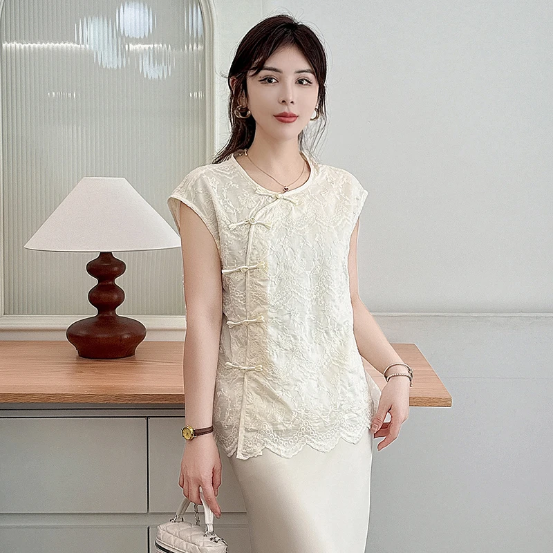 大码女装圆领镂空无袖衬衣百搭显瘦刺胖mm夏季时尚洋气多巴胺衬衫