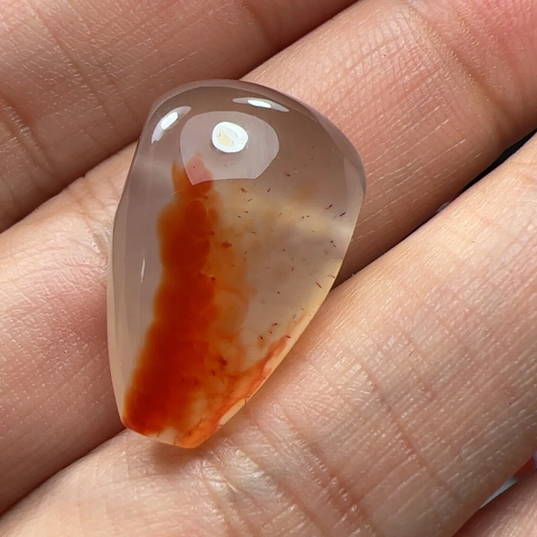 未镶嵌三通南红玛瑙