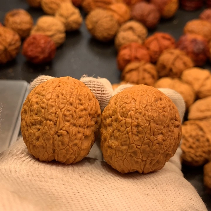 z***y文玩核桃吊坠9……….