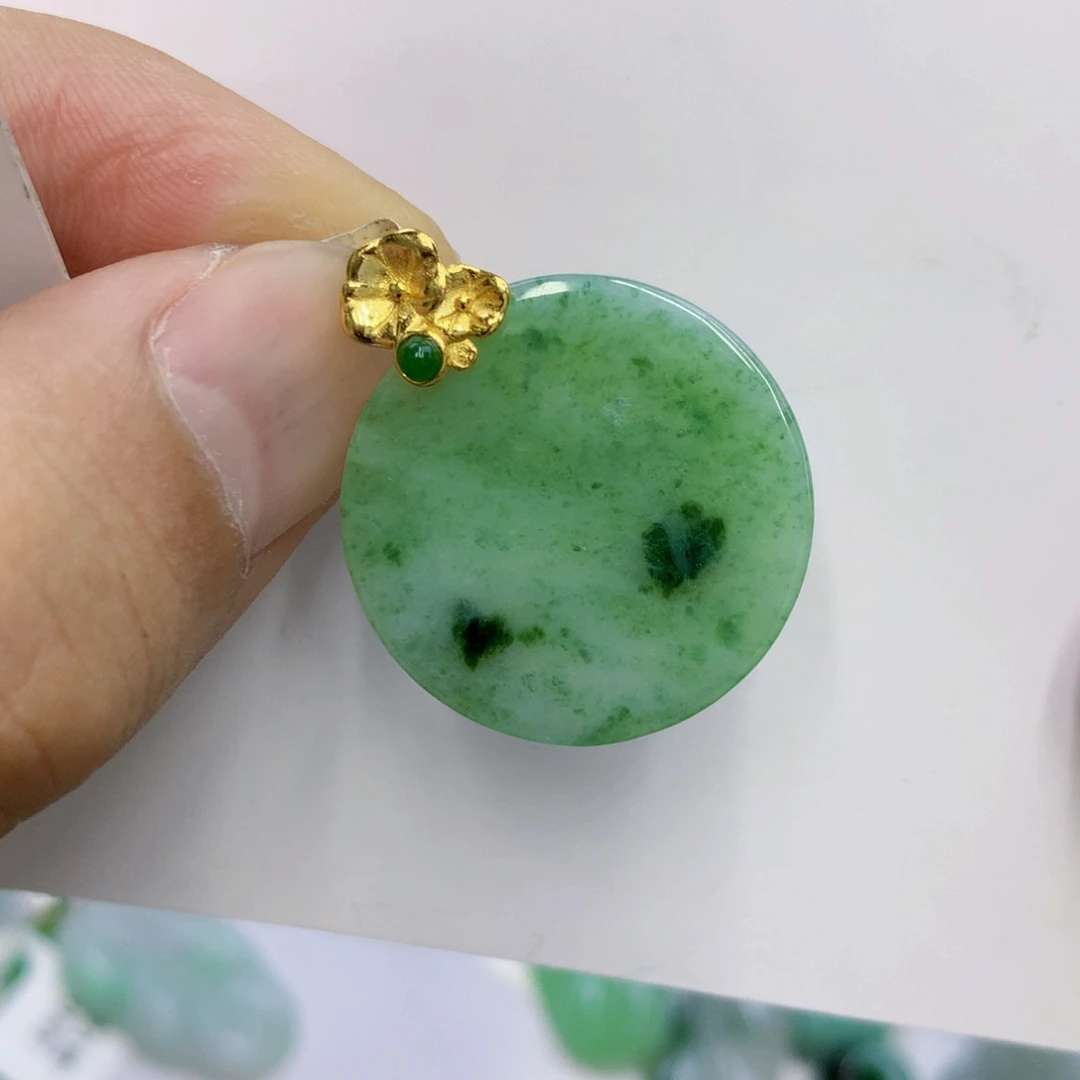 未镶嵌挂件翡翠翡翠