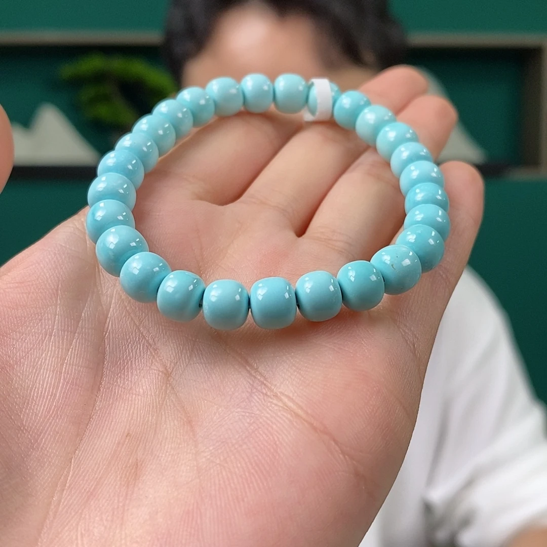 ****高绿松石未镶嵌珠宝奇石