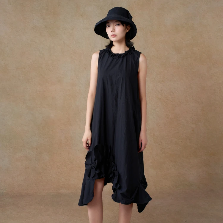 西町村屋设计感无袖连衣裙夏季新款气质百搭不规则裙子XHAB10352