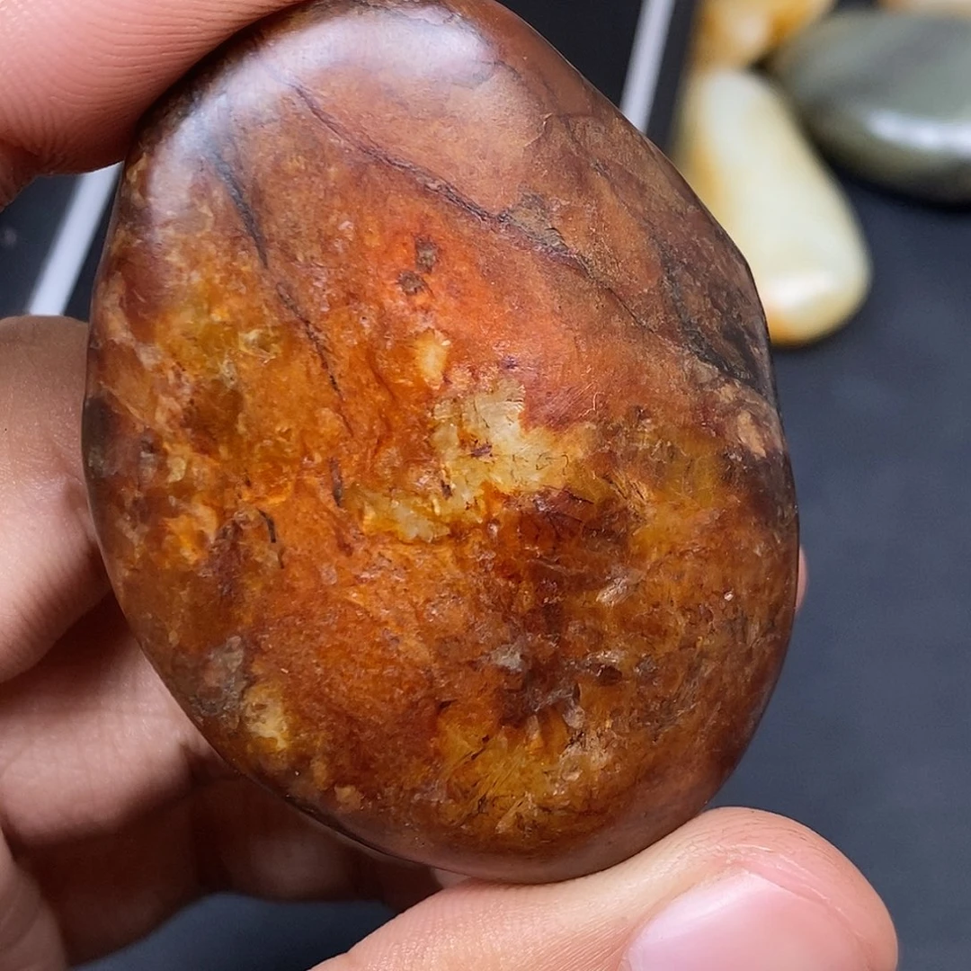 和田玉（糖玉）未镶嵌挂件