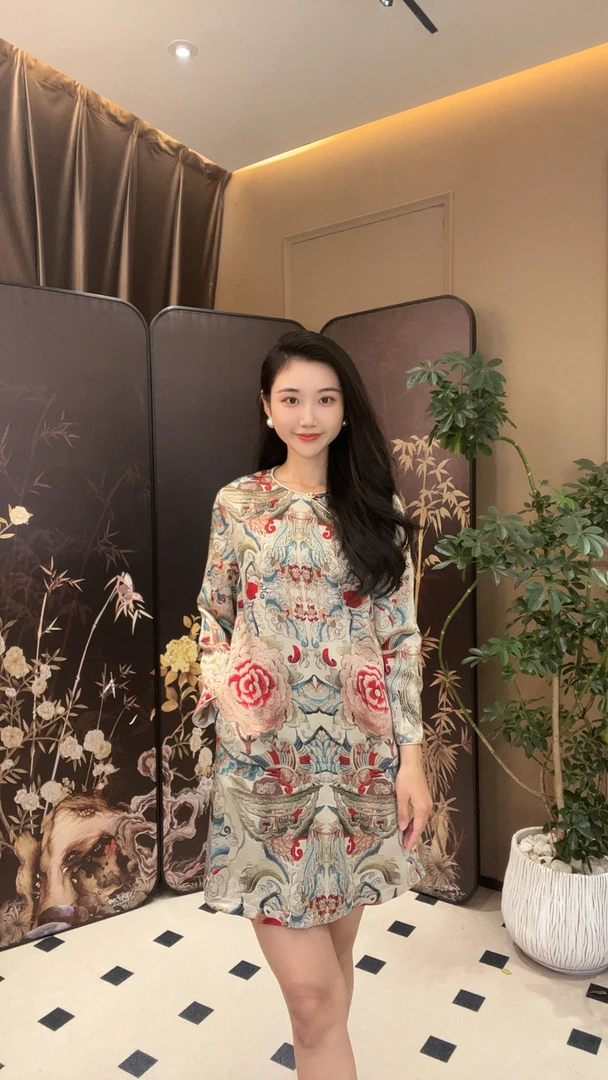 【包罗万象】右襟原创时尚减龄裙子2025新款新中式国风连衣裙婷T312