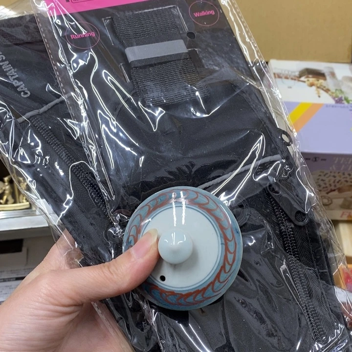 钟****瓷片中古工艺品一件
