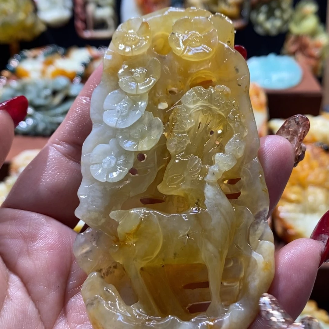 蛇纹石玉颈饰未镶嵌