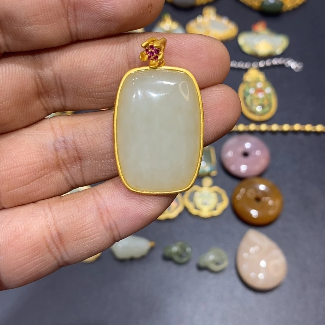 和田玉颈饰银S925镀金镶嵌逍*游