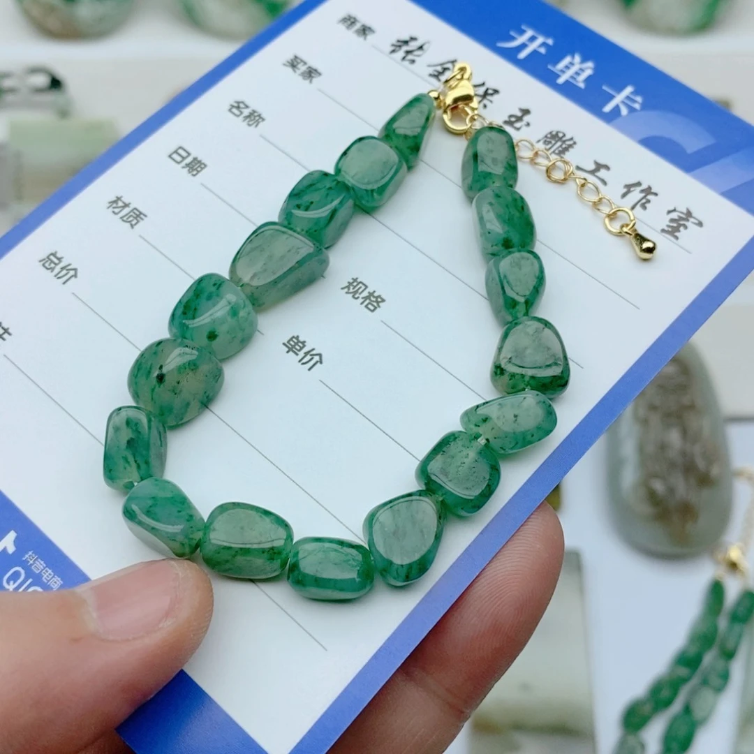 独山玉颈饰未镶嵌天**城