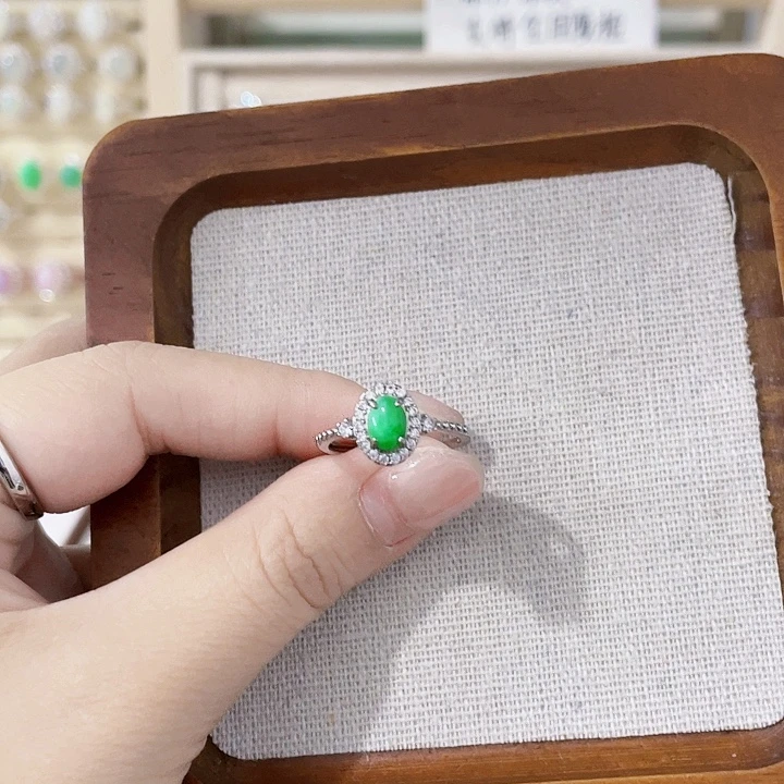 翡翠未镶嵌颈饰天然翡翠Ａ货