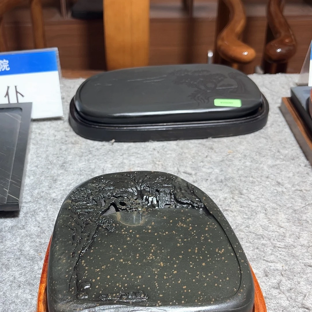 一***人3445667778888889999