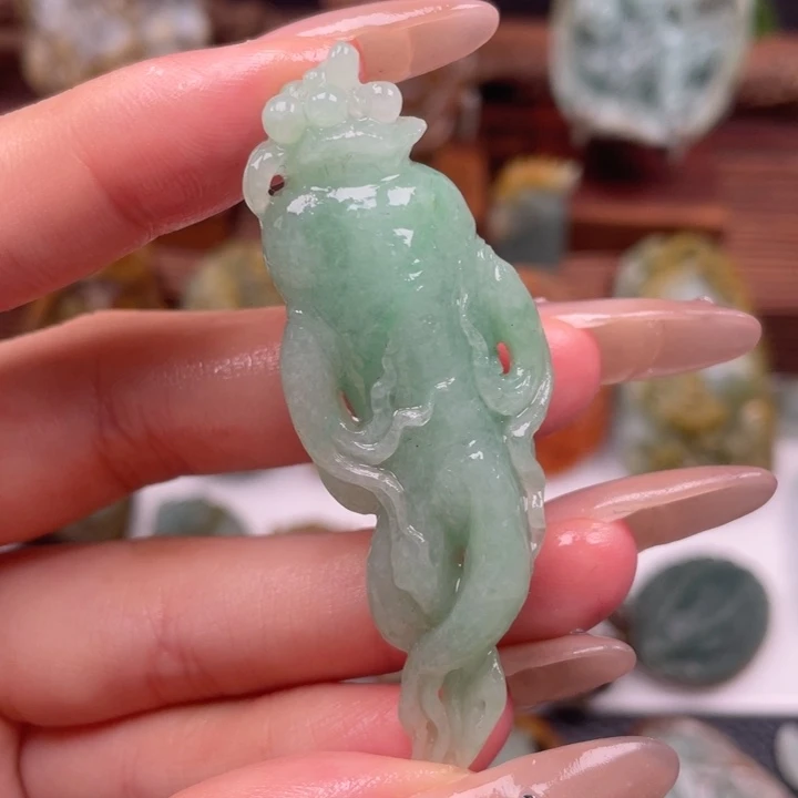 定制翡翠未镶嵌翡翠